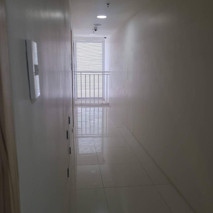 Inspiria Condo Free Airport Pickup For 3 Nights Stay Or More Davao Экстерьер фото